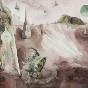 Aquarelle Haute Sphère II – hautes stèles translucides habitées de visages sur une plaine rose, un être ancien à leurs pieds, un faisceau de lumière et une planète verte